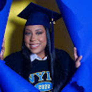 Meet your Posher, Aracelis